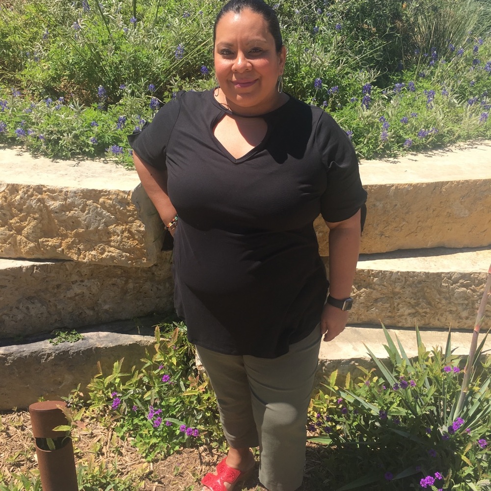 Meet your Posher, Ana